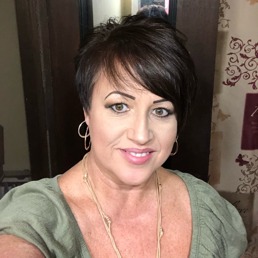 Meet your Posher, Paula